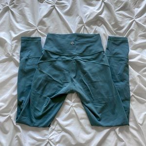 Lululemon Wunder Under